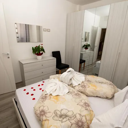 Ferienwohnung Junior Deluxe 3 Meran Exterior foto