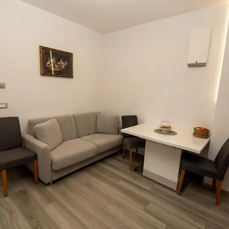 Ferienwohnung Junior Deluxe 3 Meran Exterior foto